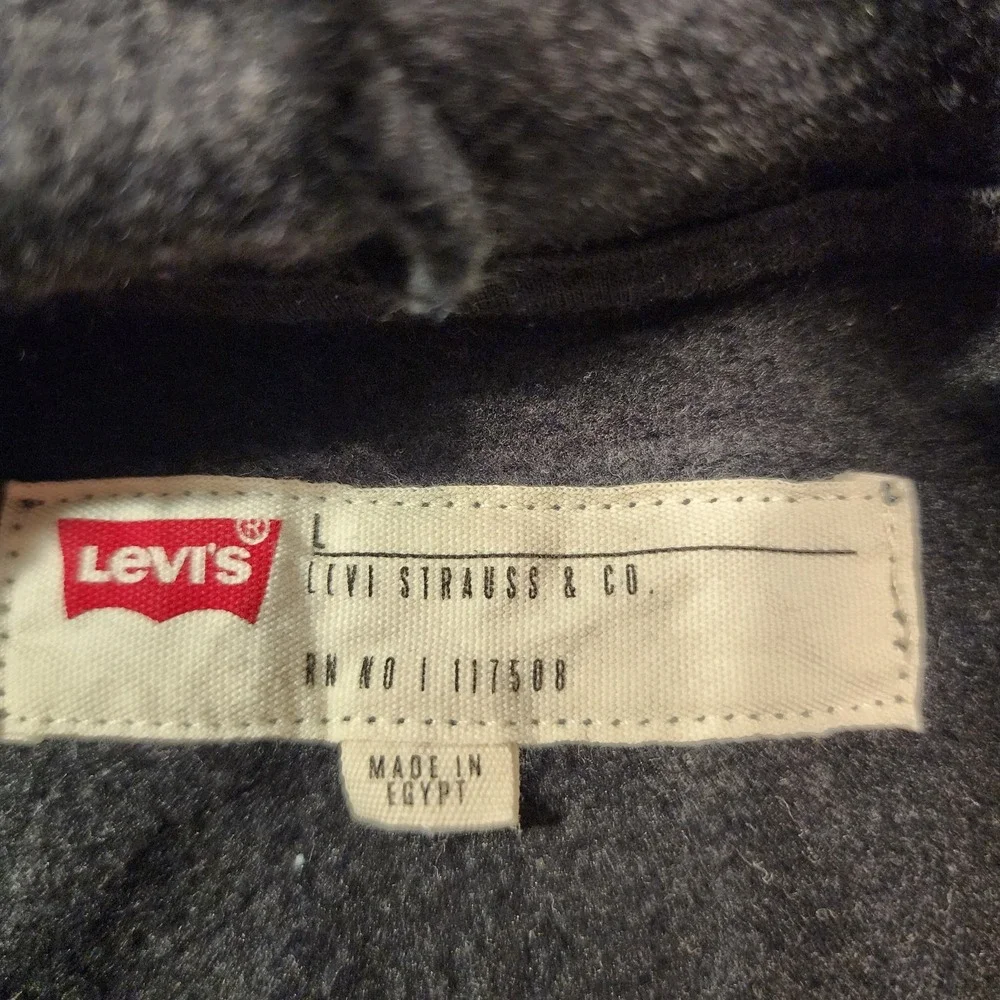 Levis levi men